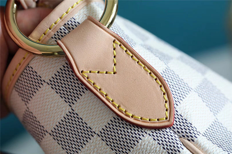 I W Fashion Lu-Vi bags - 8021