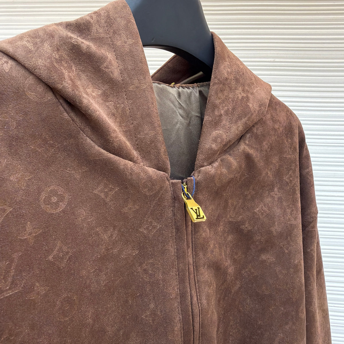 LOU JACKET
