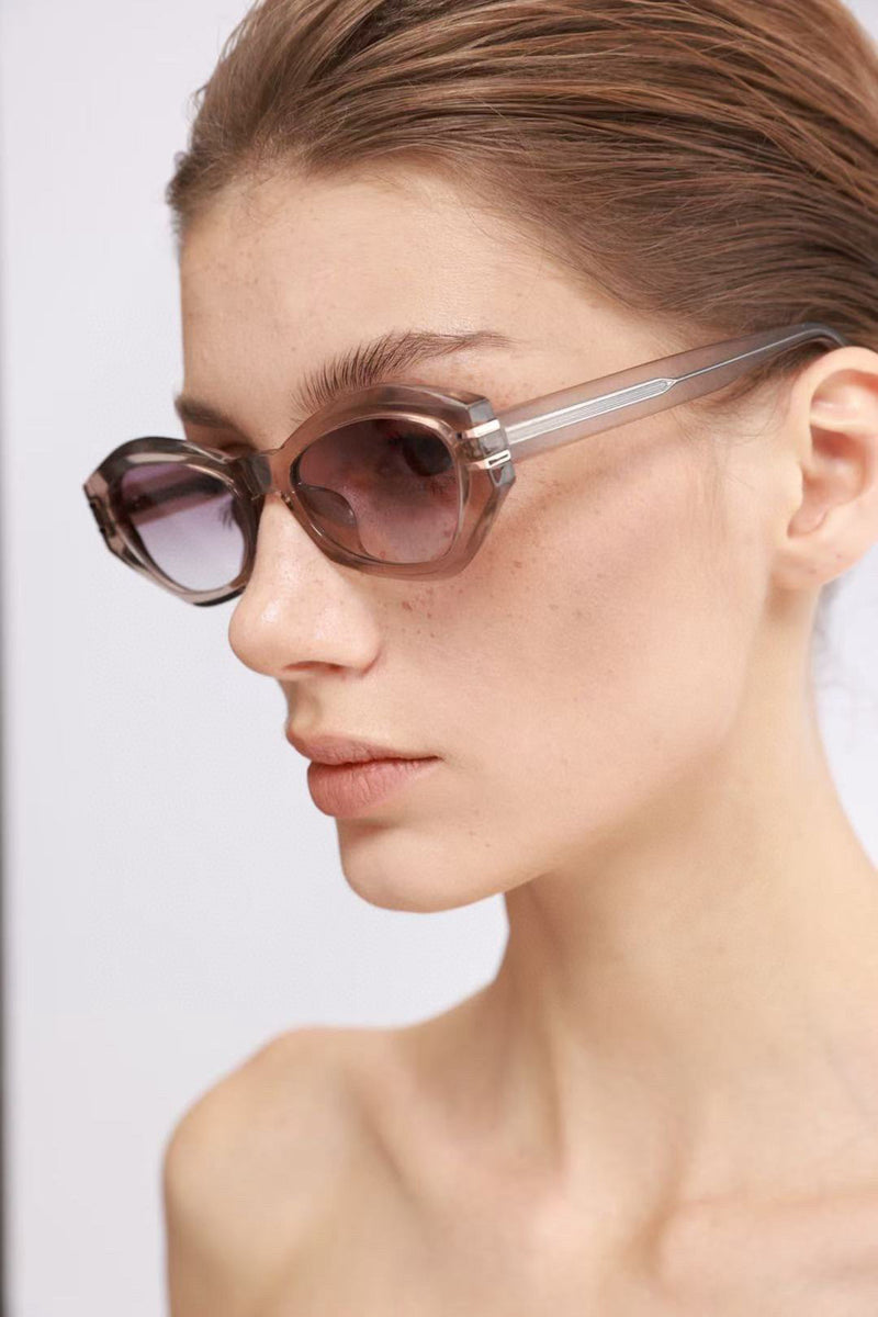 MIU M SUNGLASSES