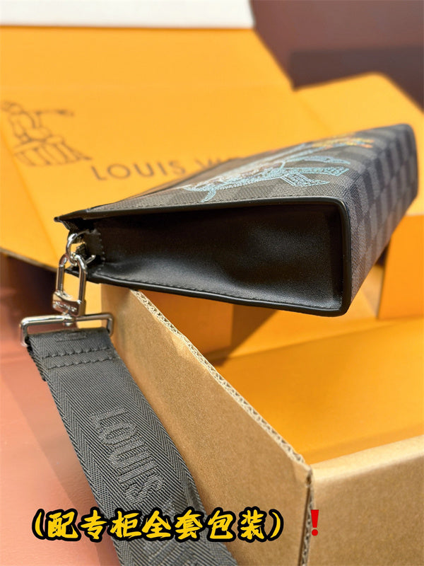 PHA - LOV Bags - 079