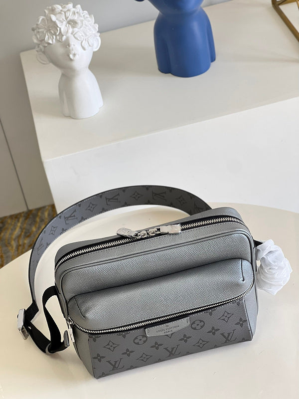 I W Fashion Lu-Vi Bags - 16757