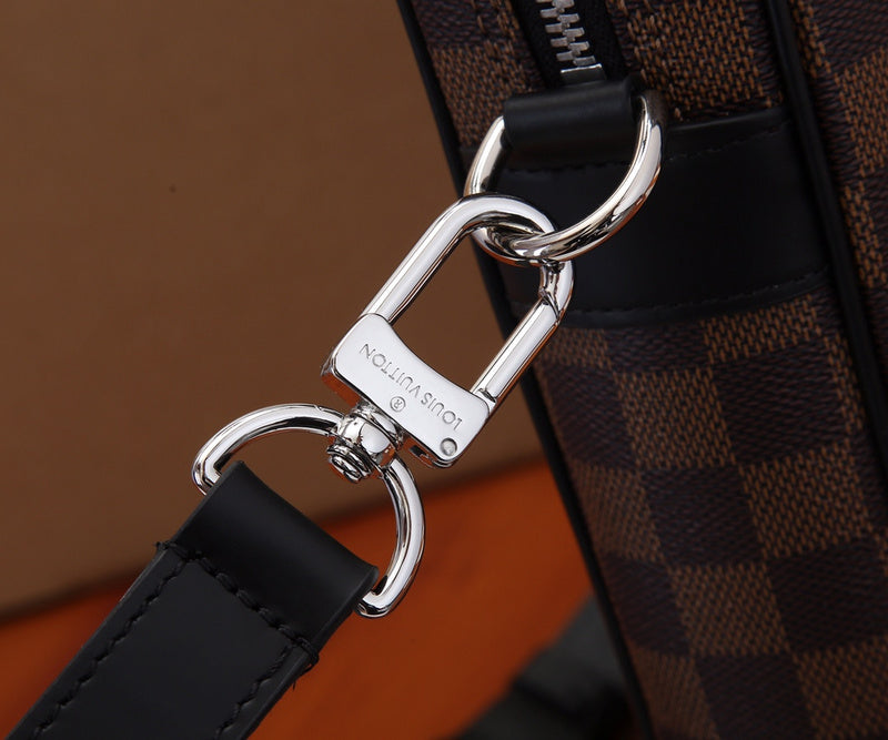 I W Fashion Lu-Vi bags - 17694
