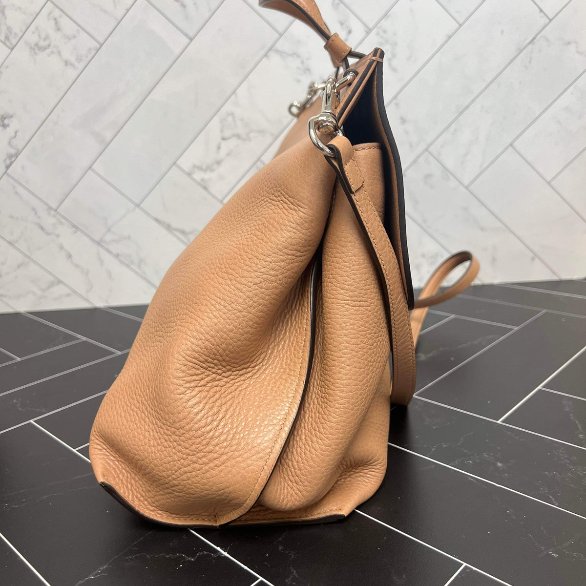 Gucci Neutral Large Bamboo Daily Top Handle Bag