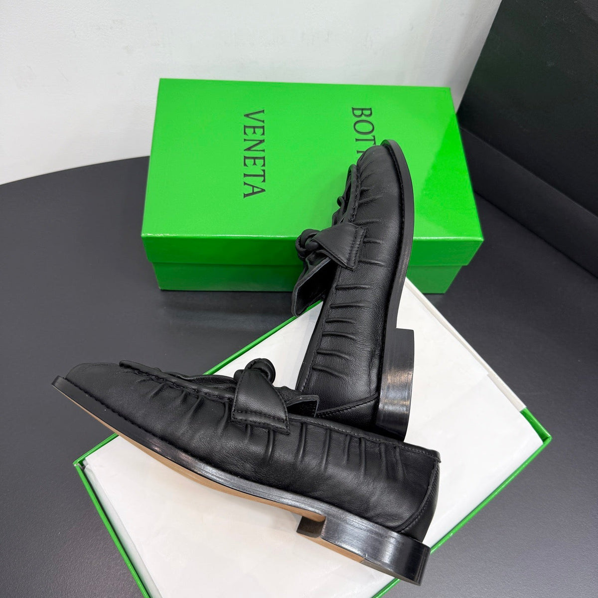 BOTT V LOAFERS