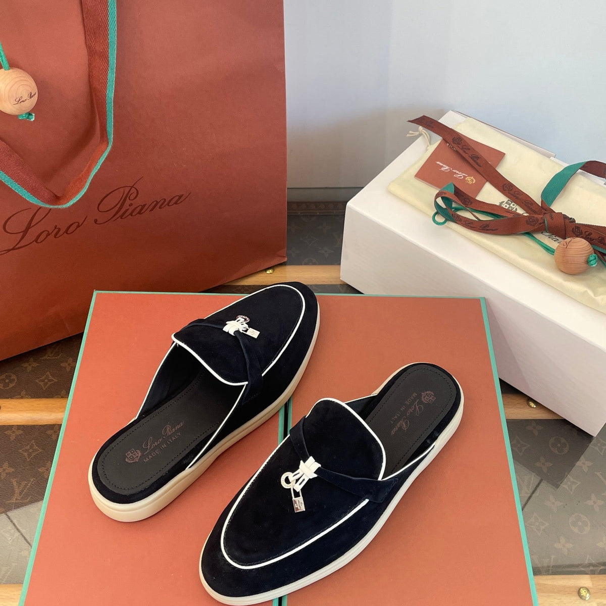 LORO P SUMMER CHARMS MULES