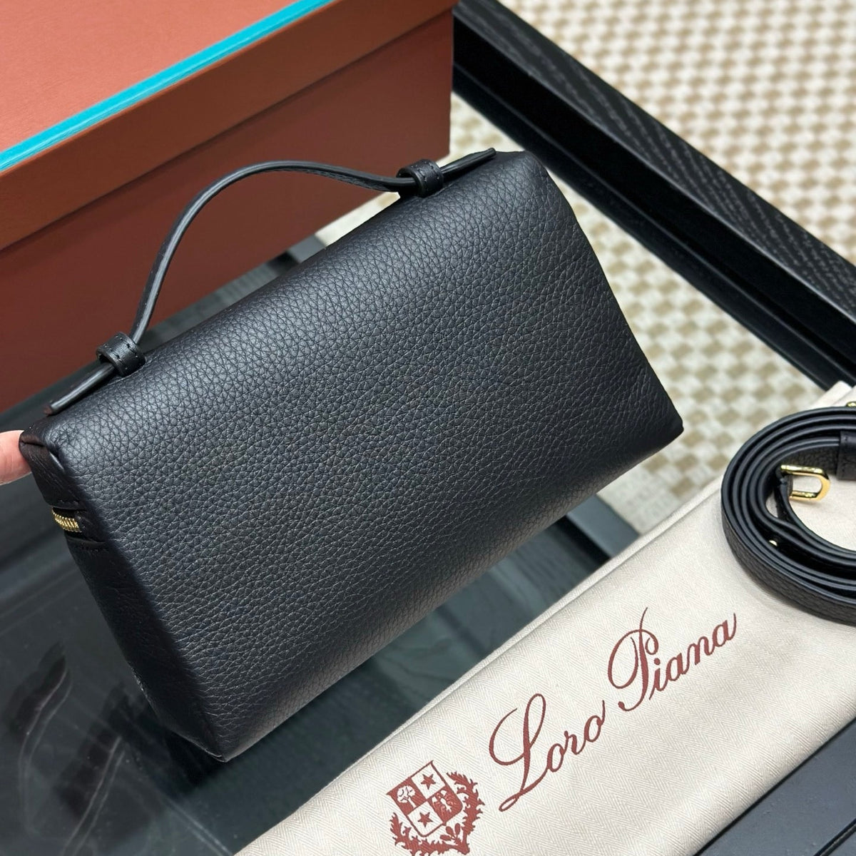LORO P EXTRA POCKET L19 BAG