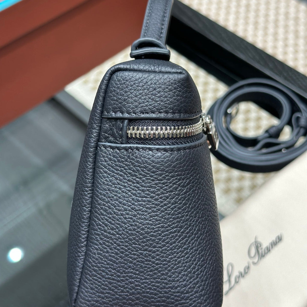 LORO P EXTRA POCKET L19 BAG