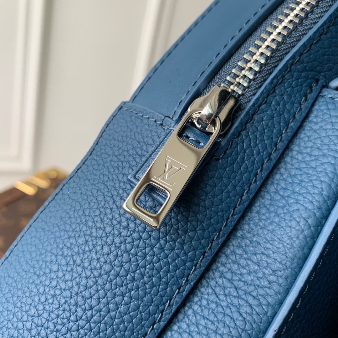 LOU TAKEOFF BACKPACK