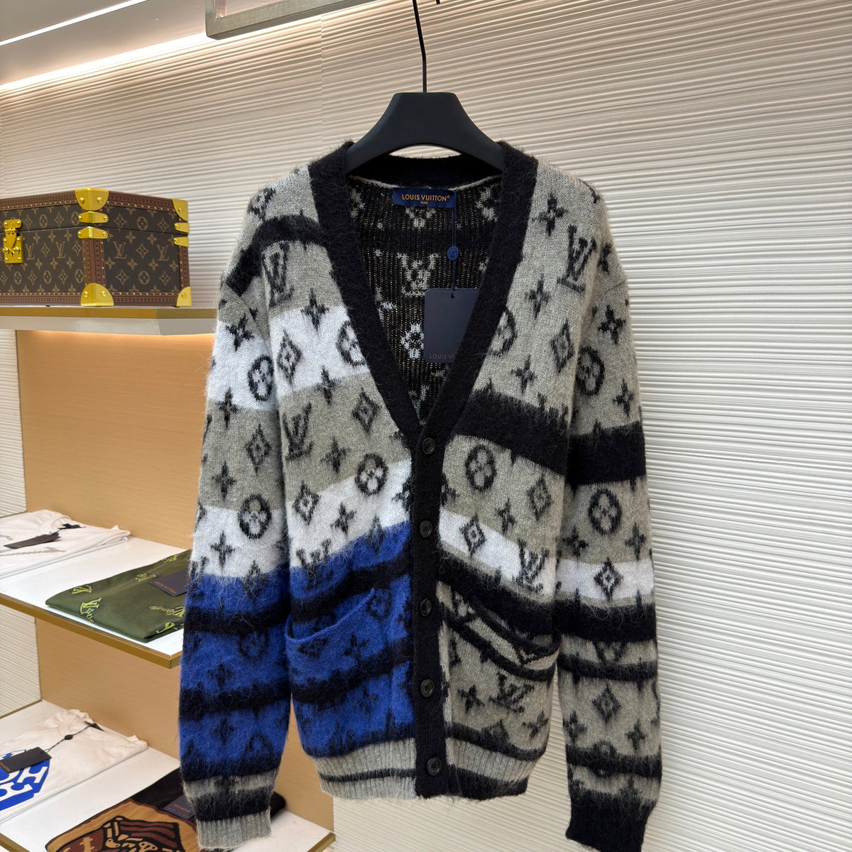LOU CARDIGAN