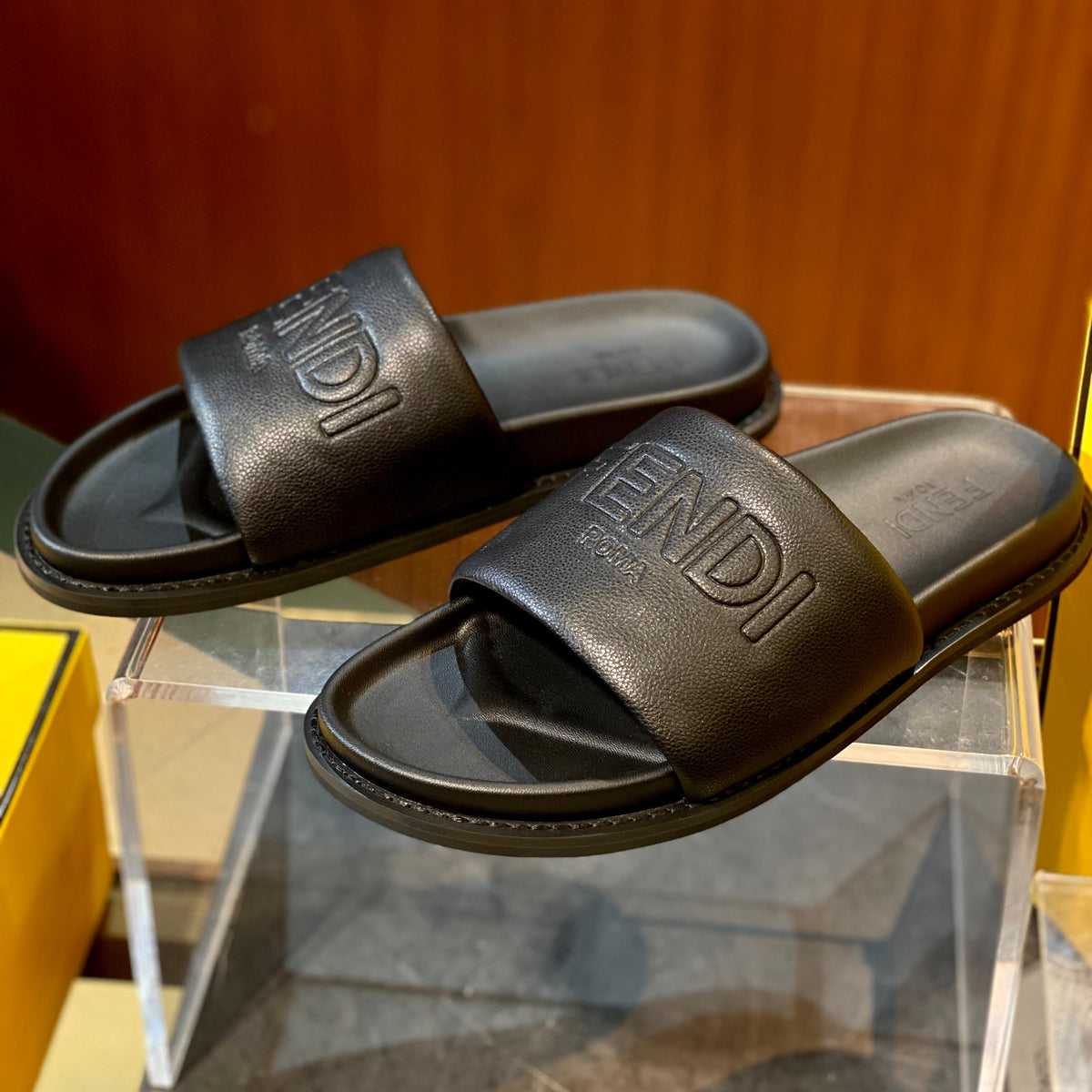 FEN SANDALS