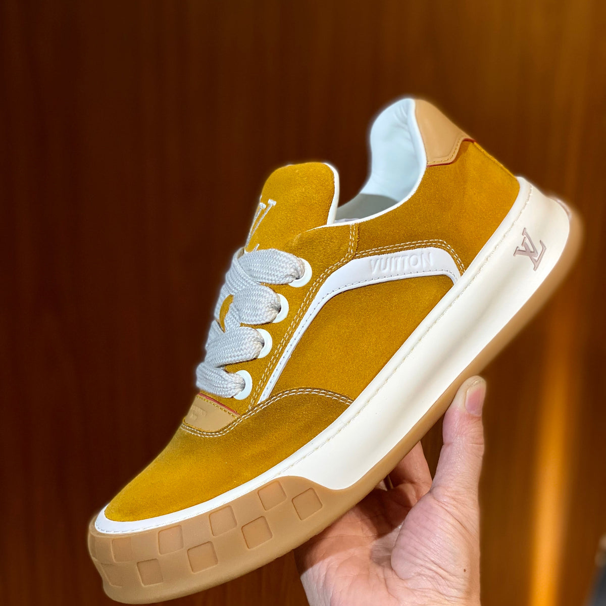LOU TILTED SNEAKERS