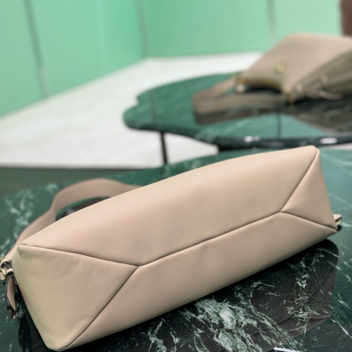 PD AIMEE LARGE SHOULDER BAG
