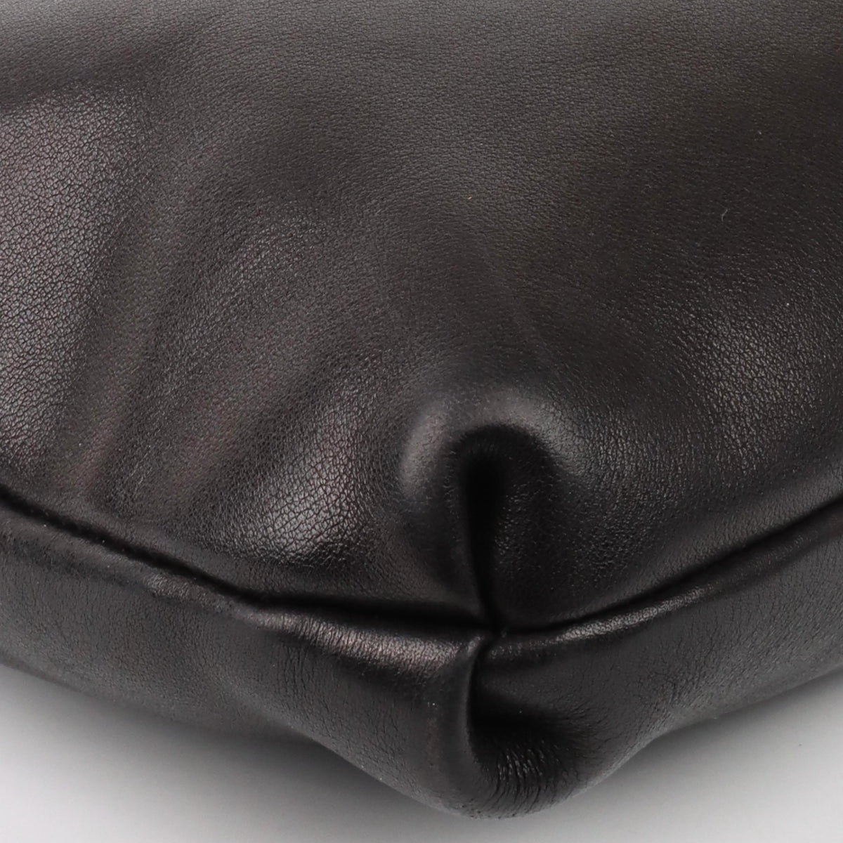 Gucci Black Leather Tote With Tassel.