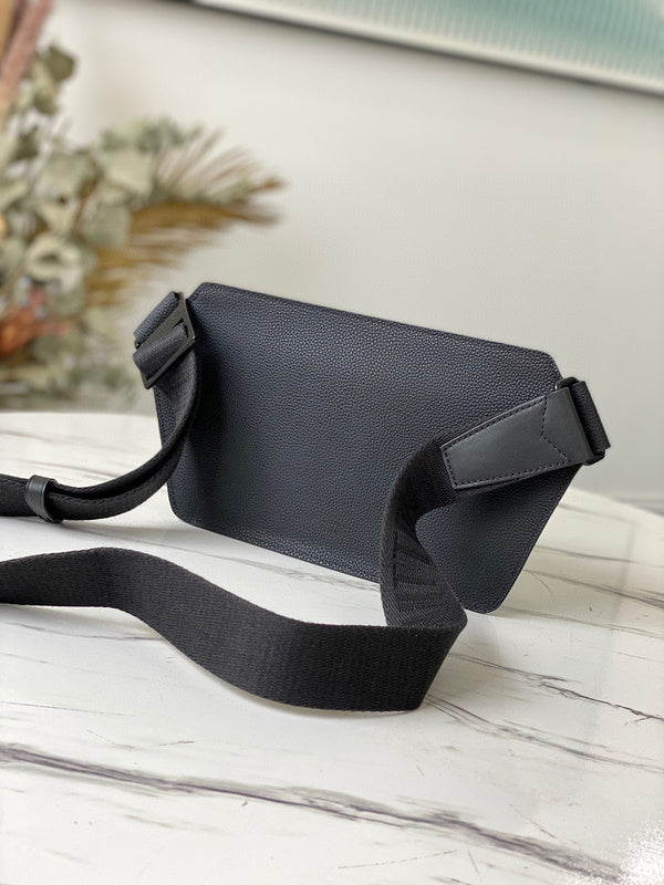 I W Fashion Lu-Vi bags - 17578