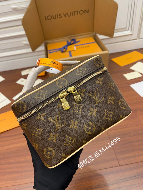 I W Fashion Lu-Vi bags - 17228