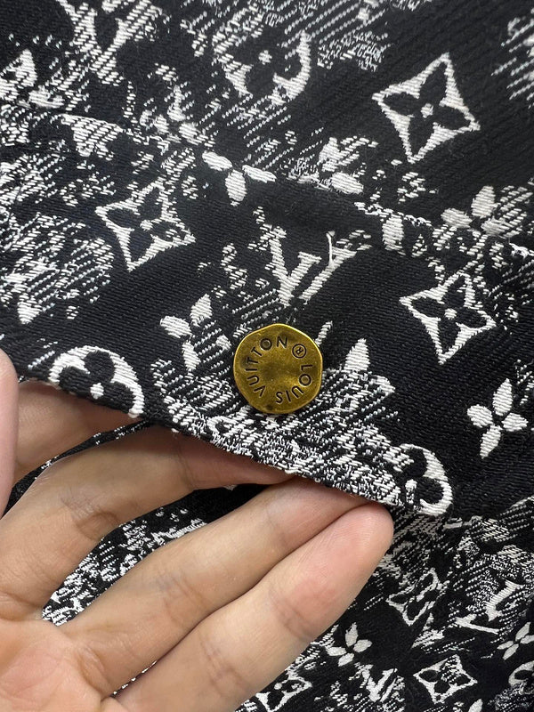 Louis Vuittion Luxury Clothes