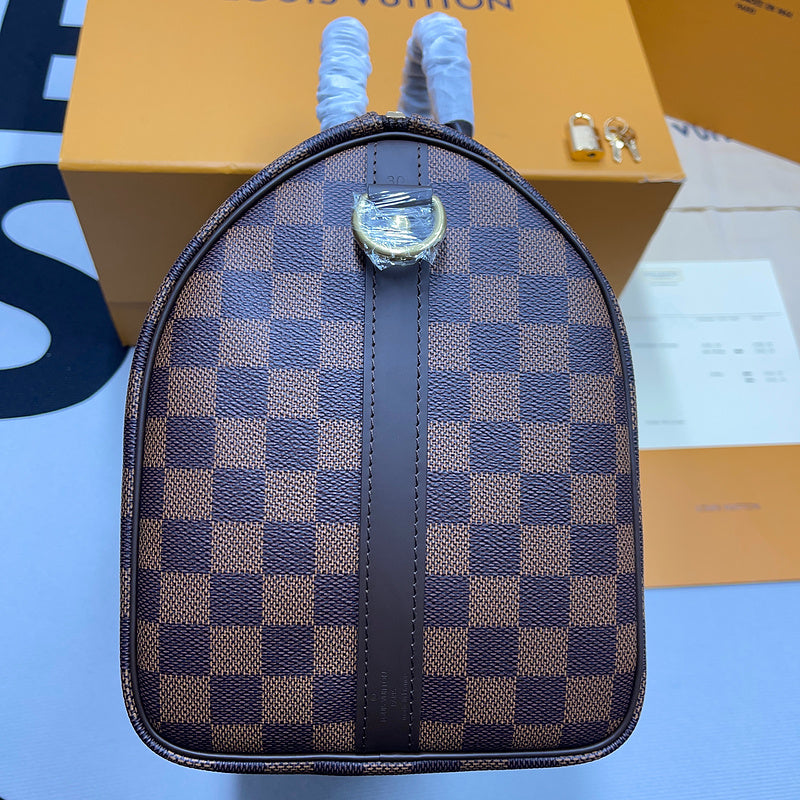 I W Fashion Lu-Vi bags - 8150