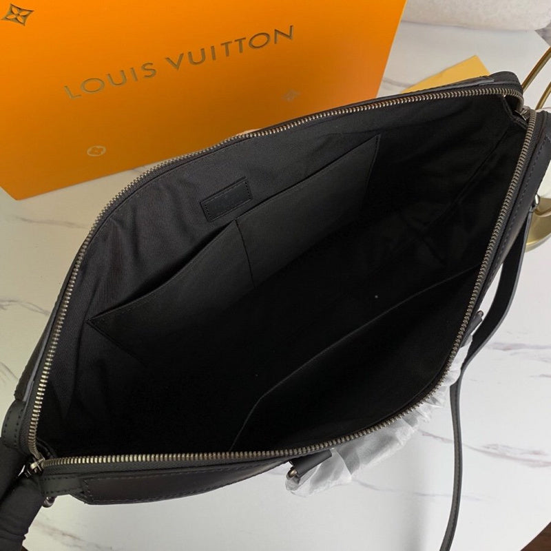 I W Fashion Lu-Vi bags - 17778