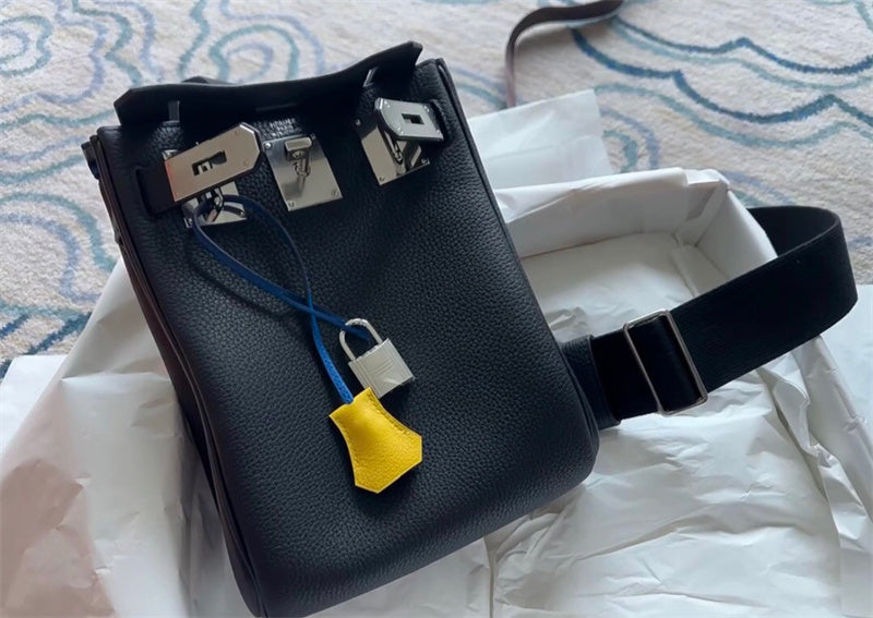 PHA - HMS Bags - 693