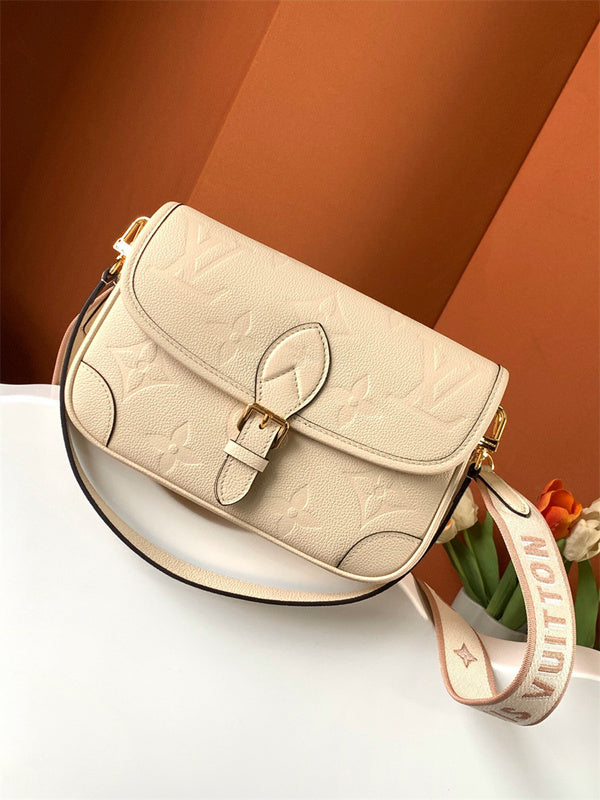 PHA - LOV Bags - 531