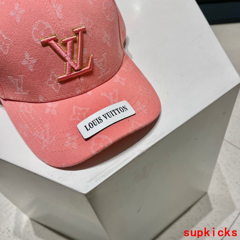 Louis Vuitton Luxury Cap