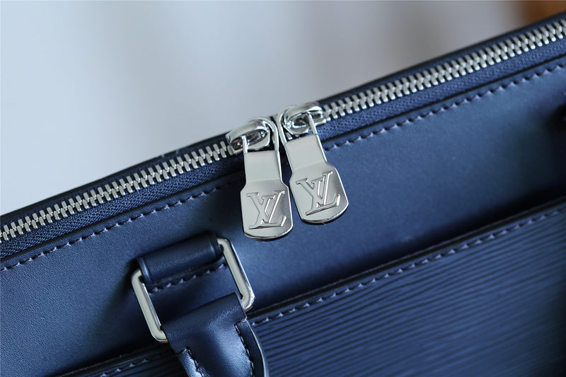 I W Fashion Lu-Vi bags - 9881