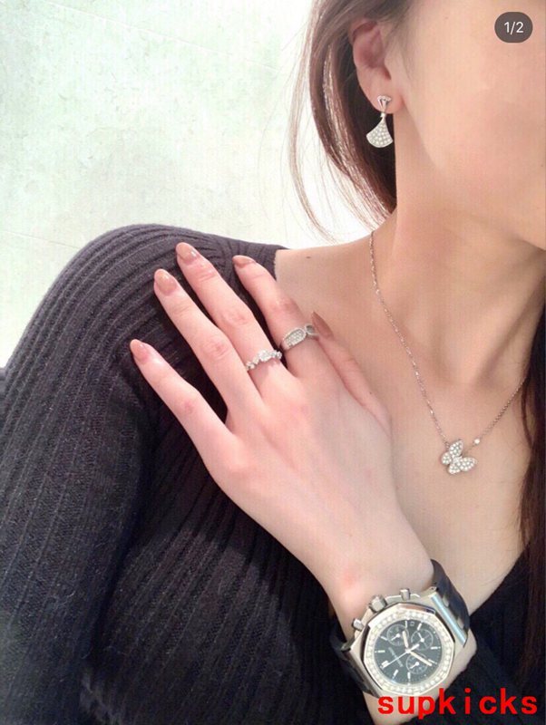 Van Cleef & Arples Jewelry