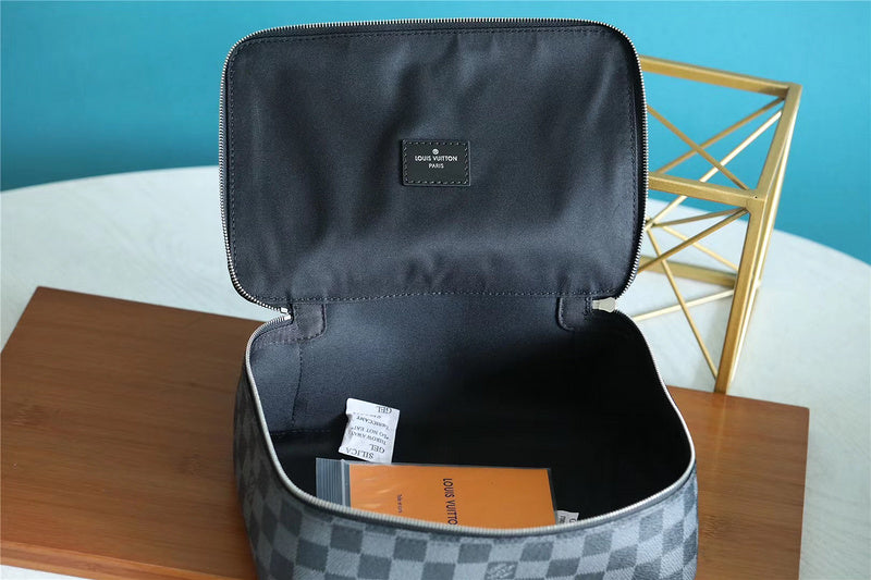 I W Fashion Lu-Vi bags - 11329