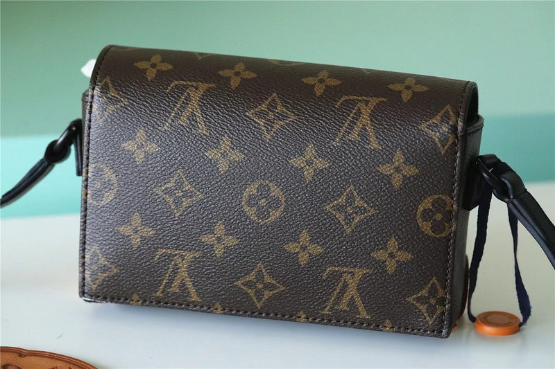 I W Fashion Lu-Vi bags - 9922