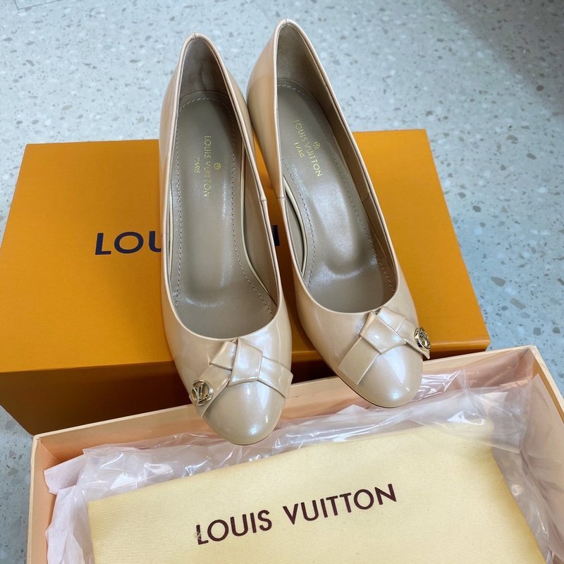 Louis Vuittion Luxury Shoes