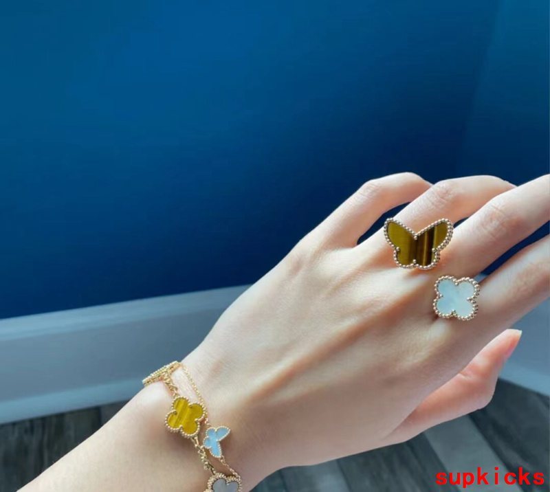 Van Cleef & Arples Jewelry