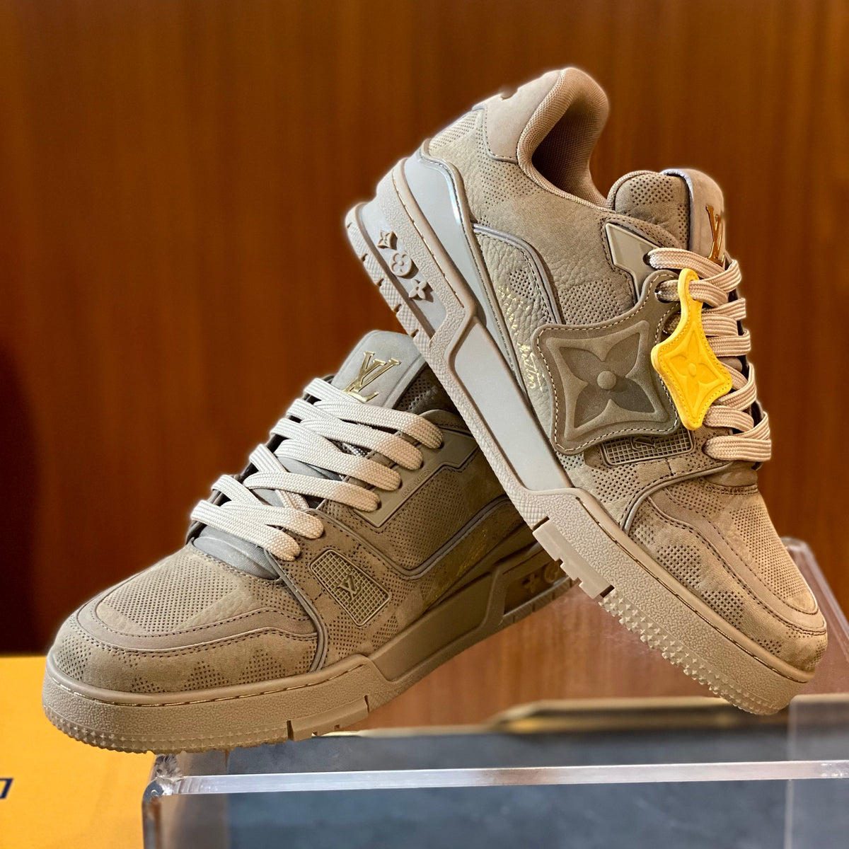 LOU TRAINERS