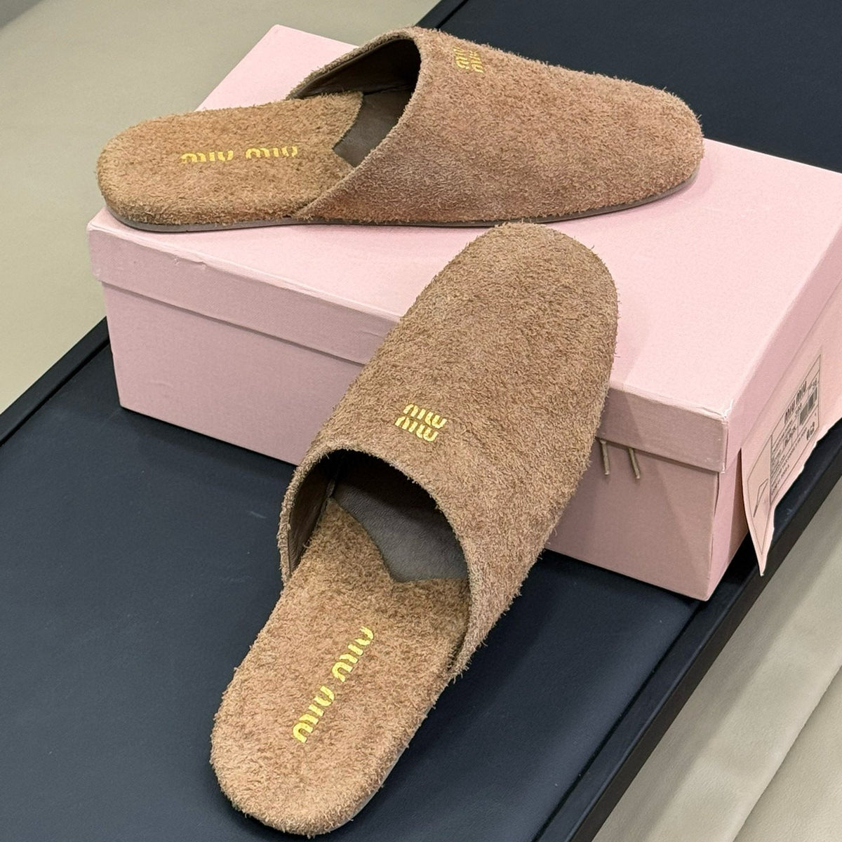 MIU M SLIPPERS
