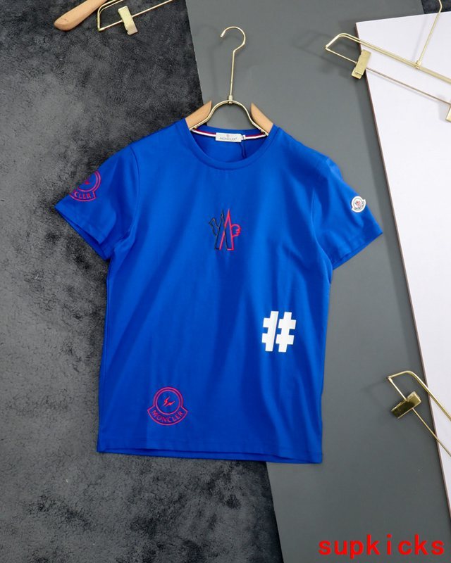 Moncler Luxury Cloth