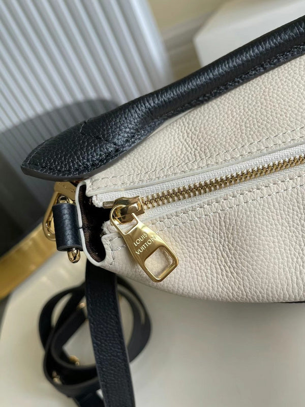 LOV2 Bags - Luxurious Bags  933
