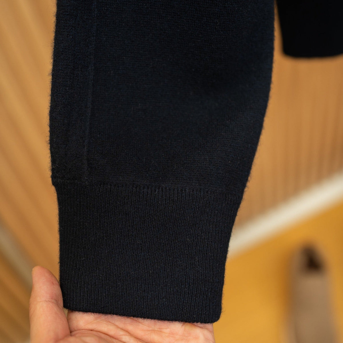 LORO P MERINO WOOL ZIP HOODIE