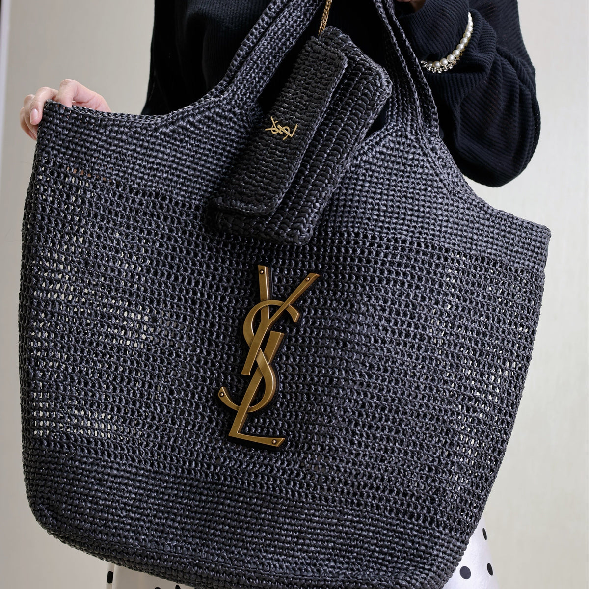 SL ICARE IN RAFFIA BAG
