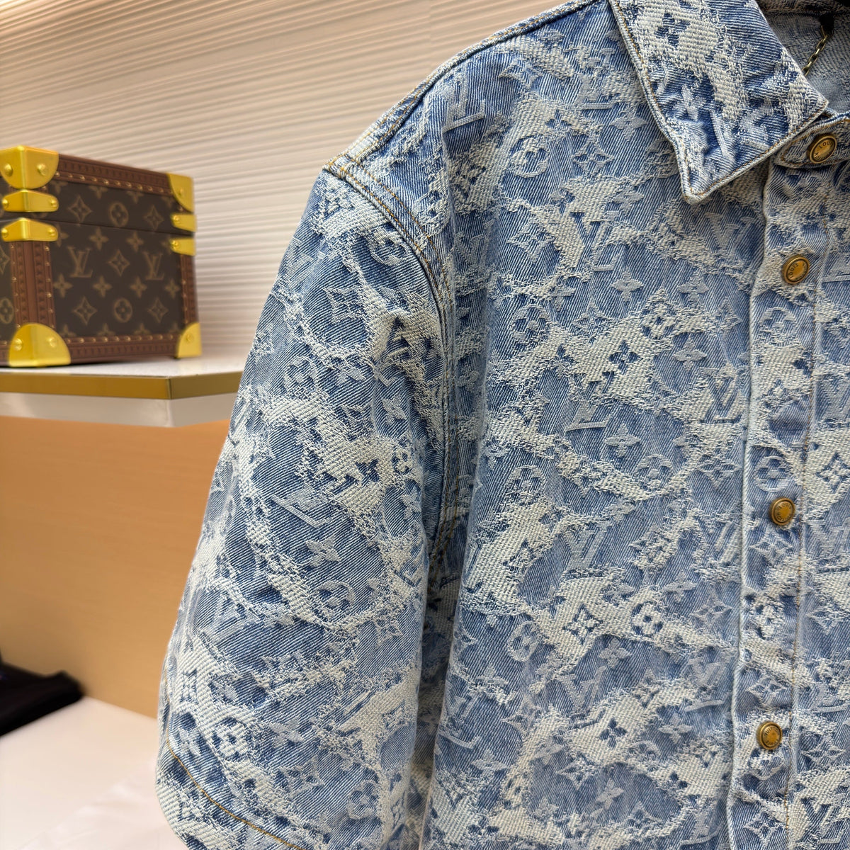 LOU DENIM SHIRT