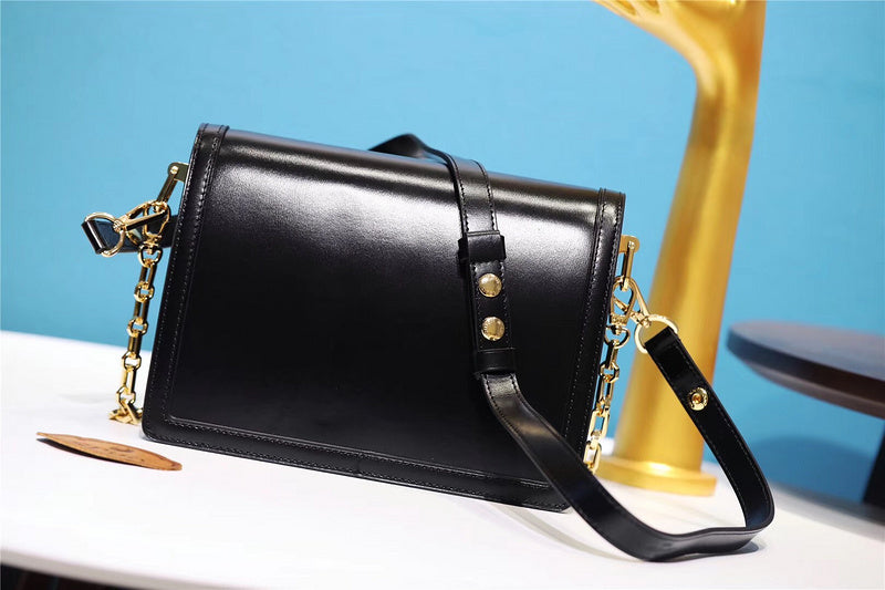 I W Fashion Lu-Vi bags - 8127