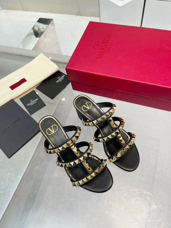 Valentino GARAVANI Luxury Shoes