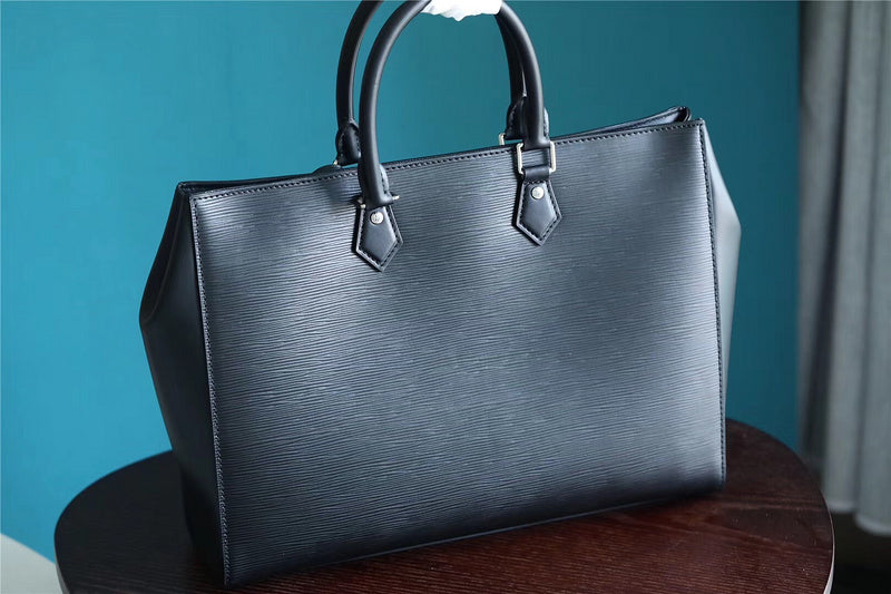 I W Fashion Lu-Vi bags - 9867