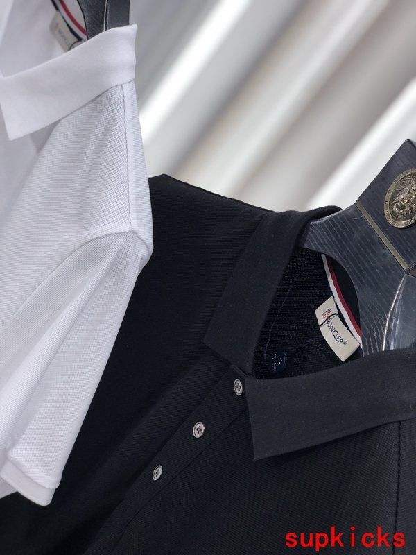 Moncler Luxury Cloth