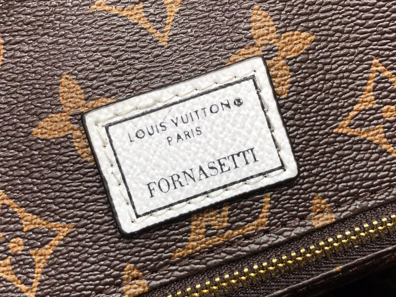 I W Fashion Lu-Vi bags - 17389