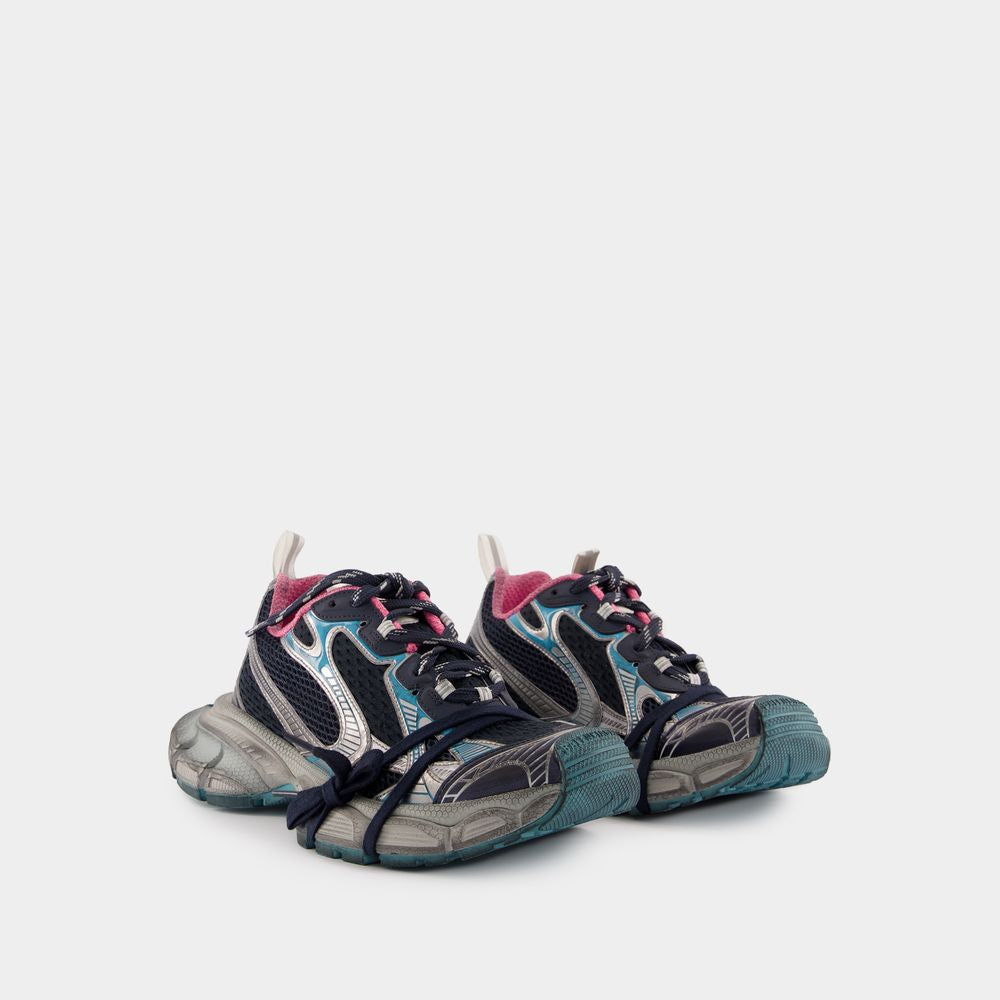BALENCIAGA Unisex 3XL Luxe Sneakers