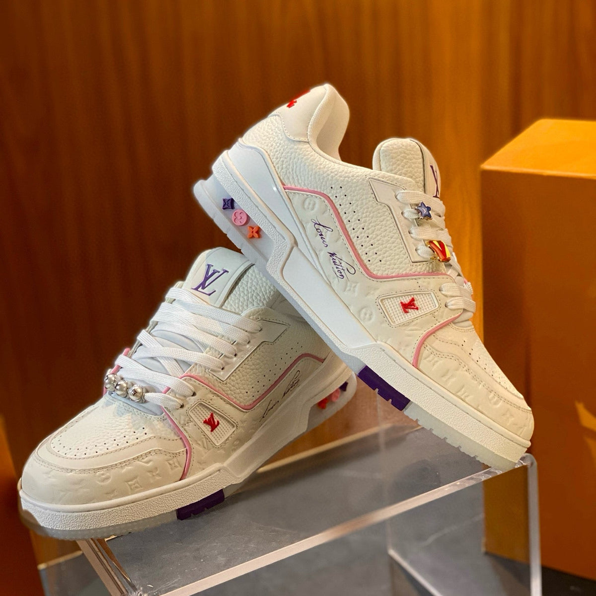 LOU TRAINERS