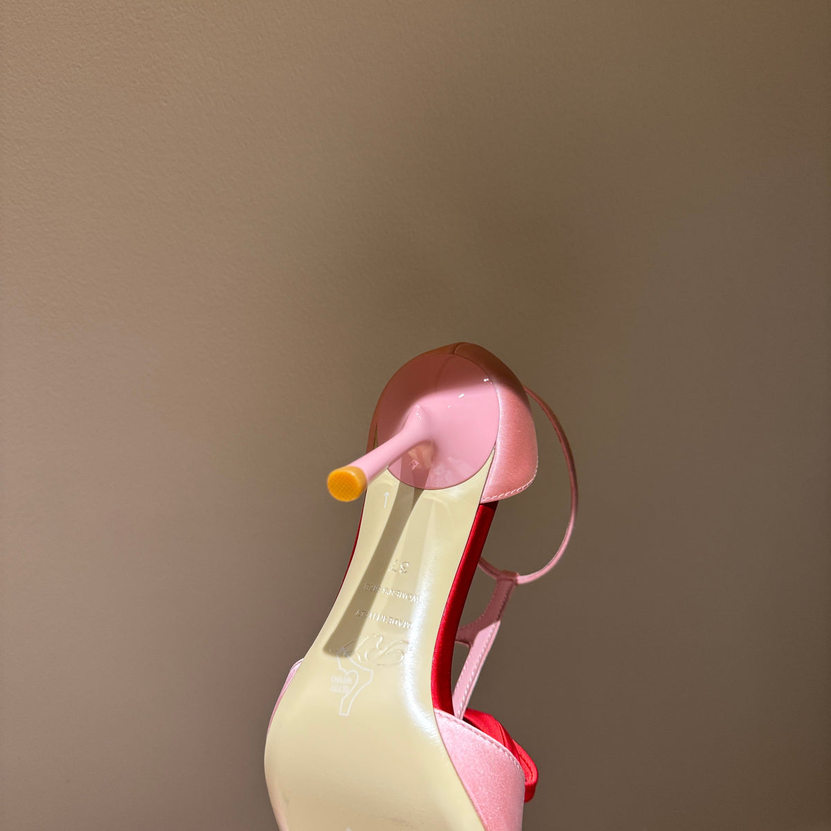 ROGER V HEELS