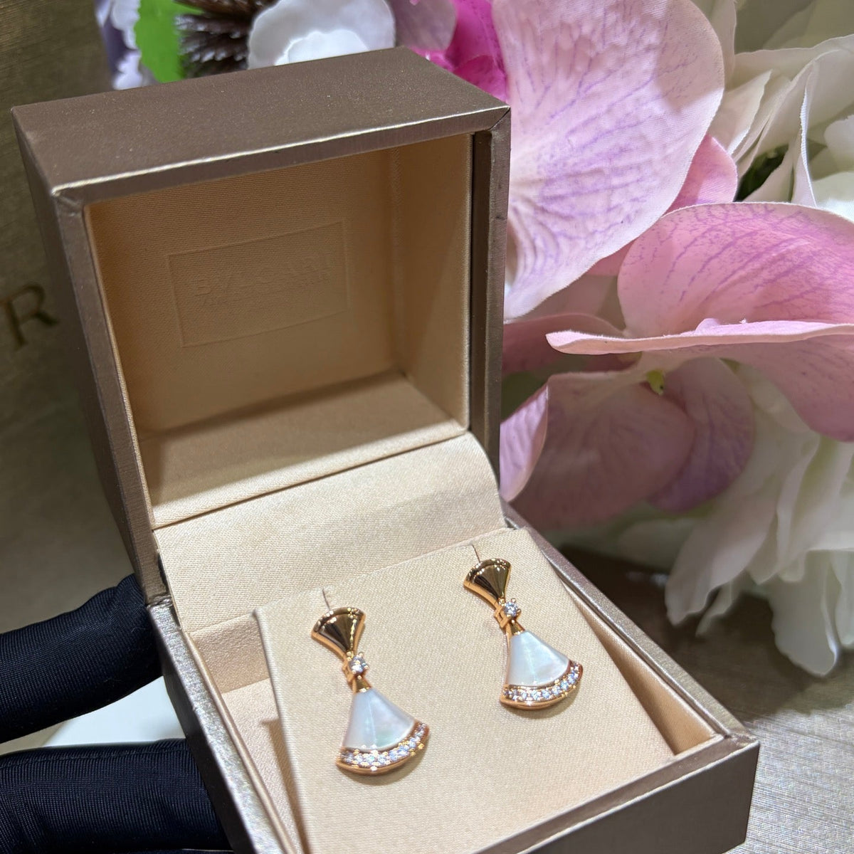 BVLG EARRINGS