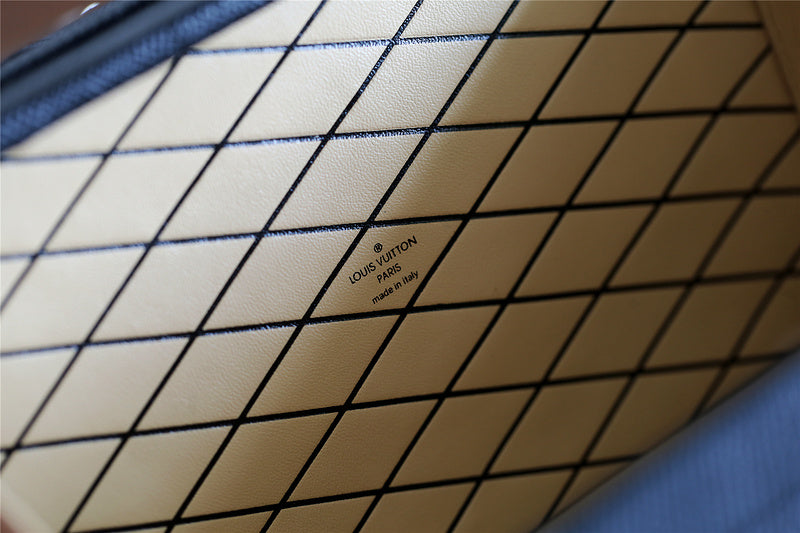 I W Fashion Lu-Vi bags - 8216