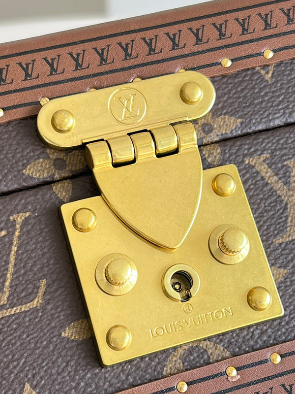 I W Fashion Lu-Vi Bags - 16833