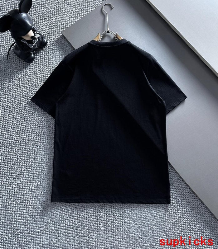Moncler Luxury Cloth